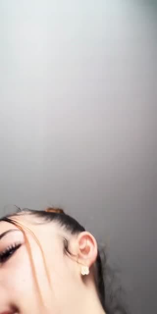 Past TikTok live: 🤍🤍🤍 by @gennyszn