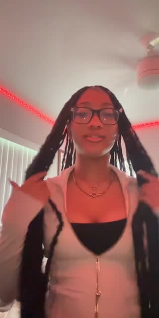 TikTok live: w taylor pt 2 by @datonecrazylightskin