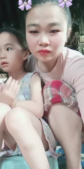 TikTok live: hello everyone🥰🥰 by @rubyyy1229