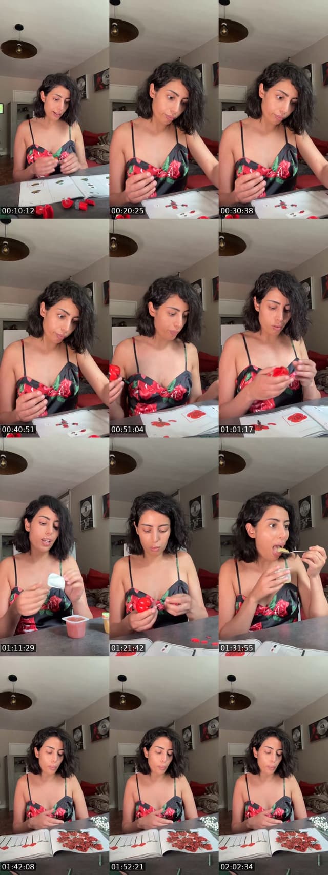 TikTok live: 🤍✨ by @moonaxoso