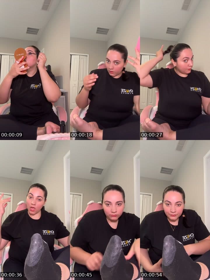 @charmdarlings TikTok live stream