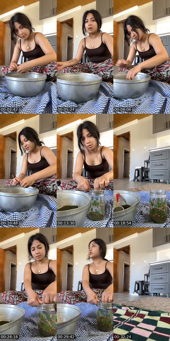@alyena080 TikTok live stream