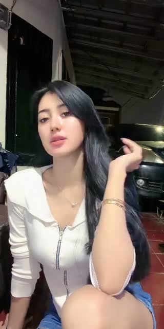 @dindsdn TikTok live stream