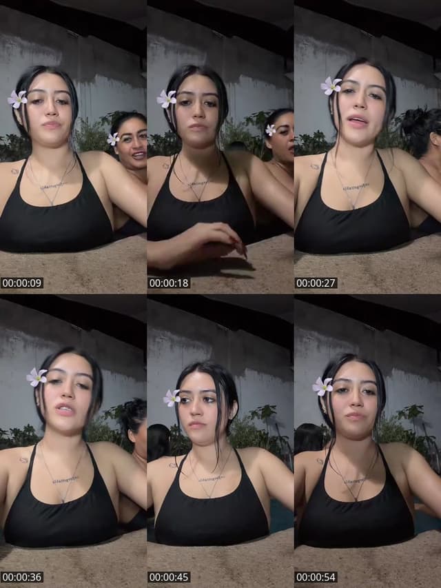 TikTok live: holii by @anaa849