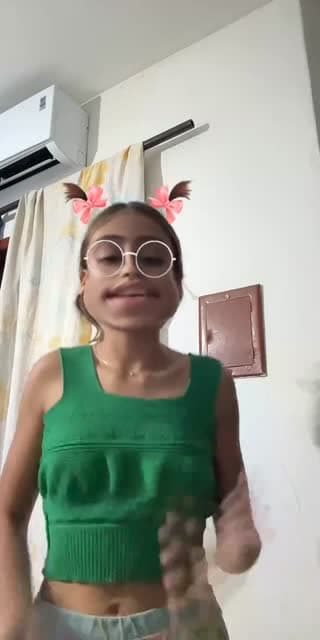 TikTok live: Vamos jogar by @dally.da.ju4