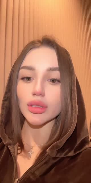 تبحث عن صديق عربي