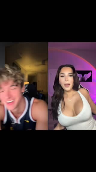 TikTok live: HOLA 👋 by @secrettealoverpt1