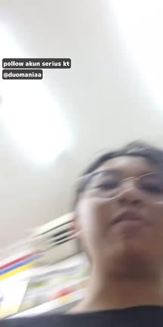 TikTok live: bek jualan mochi chiwi dubai by @flowerlope