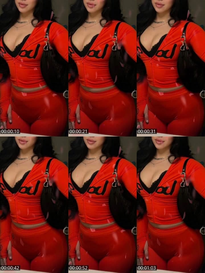 هلو ‏￼بيبيي 😩💋