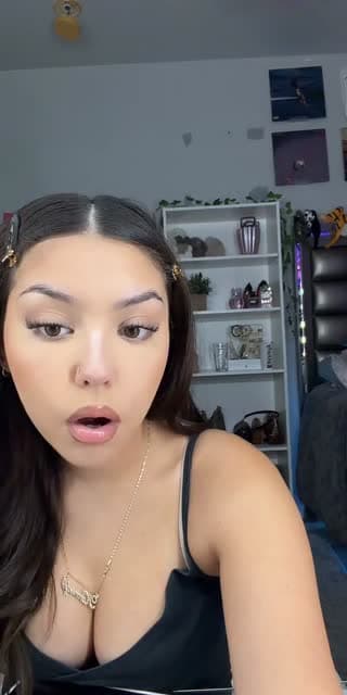 💋