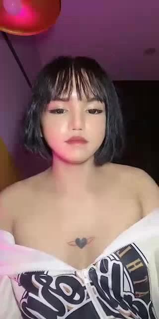 TikTok live: ike ike kimochiii by @myzrin0