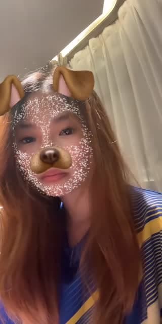 TikTok live: 早上好中国🇨🇳 by @nicolelyc