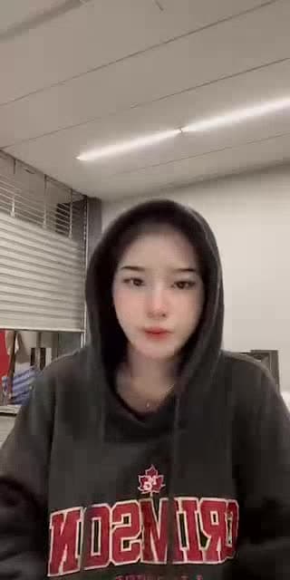 @nuratasa0 TikTok live stream