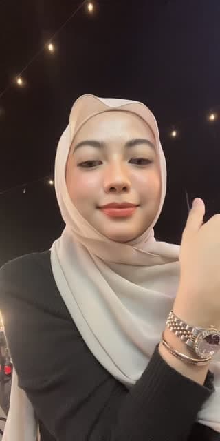 @xopwux TikTok live stream