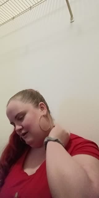 TikTok live: chilling and thinking by @thickalicous4