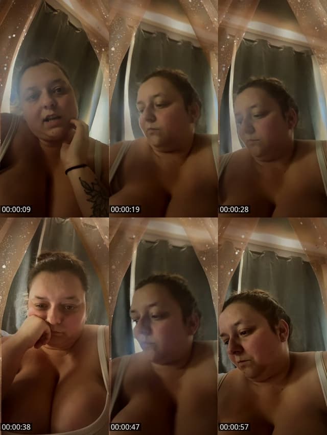 TikTok live: Working on gallery!!! by @arrandall19
