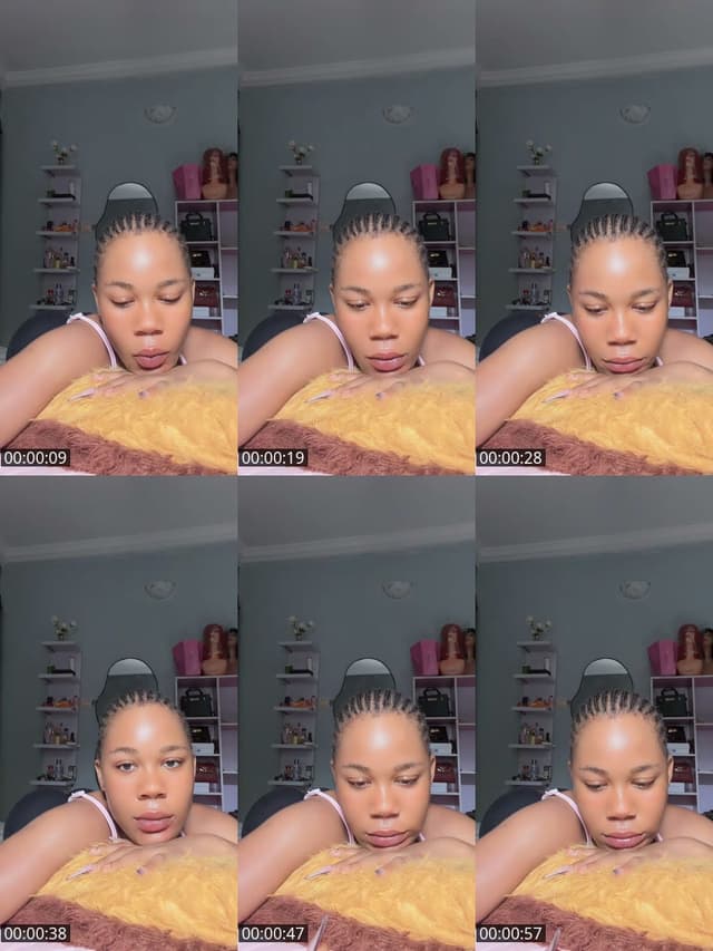 TikTok live: New here by @kasapeach