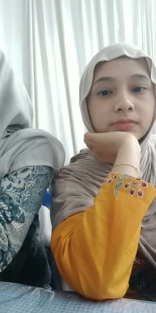 @ronasalmaaa TikTok live stream