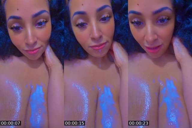 TikTok live: Seek Amy by @evolvingwithdanni