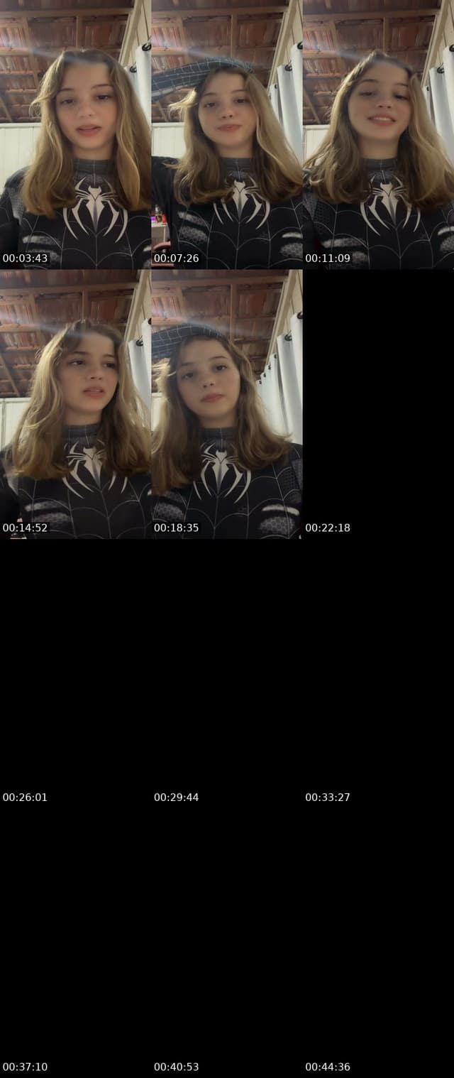 TikTok live: Ilumine minha galeria 🩷☕️ by @kaleelyz