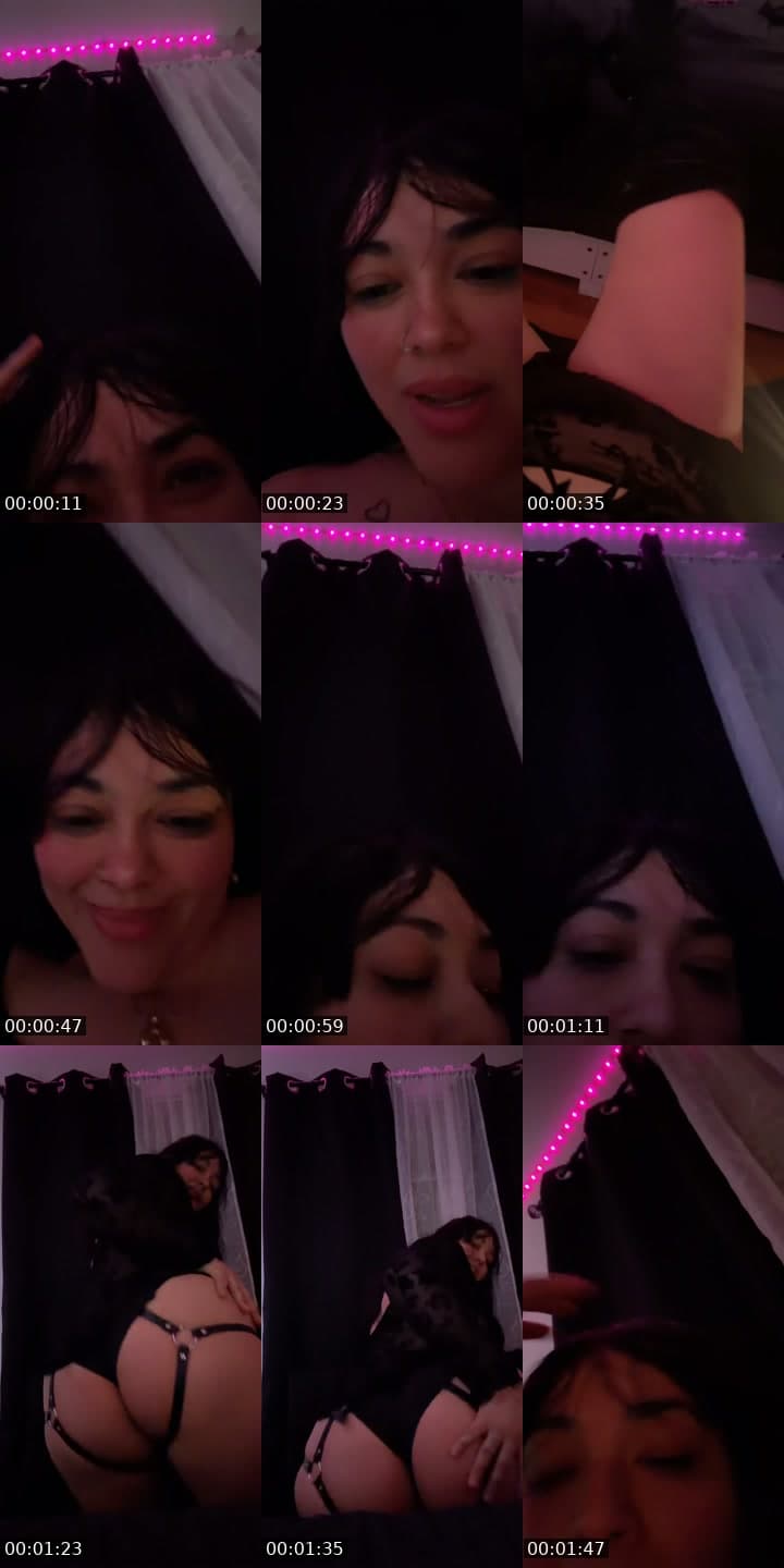 @arelyy2000 TikTok live stream