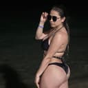 @angievanesita