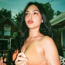 @xlusiveliyah