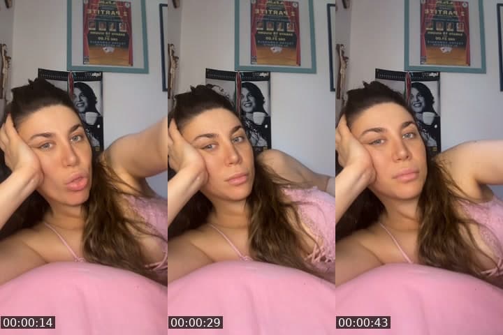 @margotferrari2002 TikTok live stream