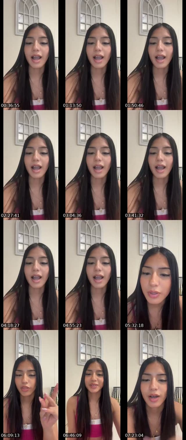 TikTok live: Holii👋 by @stefanyy01