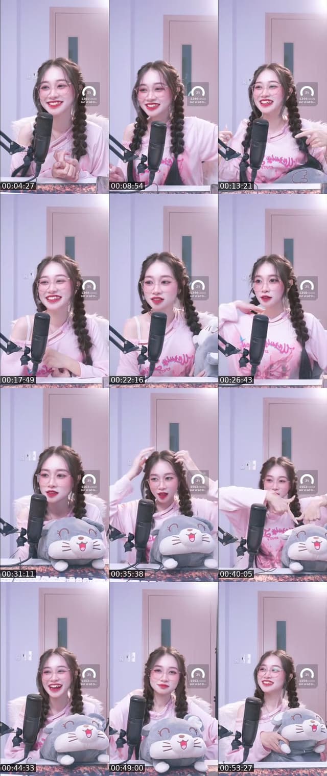 TikTok live: TỤI EM TỚI NÈ! by @lyra.km