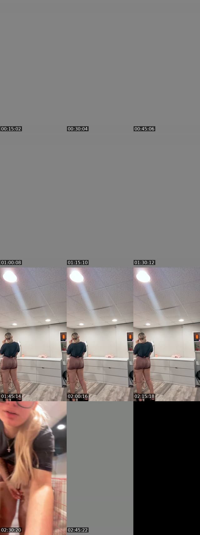 TikTok live: Clean with meee by @onlyrosexoxo