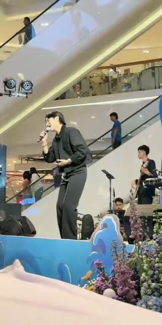 @janeydm TikTok live