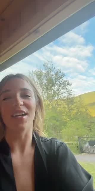 @clarissa.portman3 TikTok live from 2026-06-19