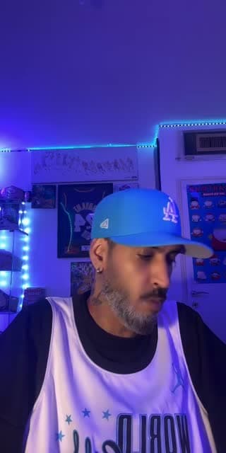 @ronesherofficial TikTok live