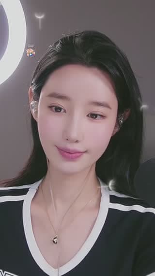TikTok live: i got u by @____jjjjohyuns