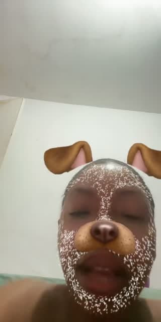 @leticiaaa_st TikTok live stream
