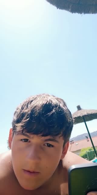 @denikivo TikTok live stream