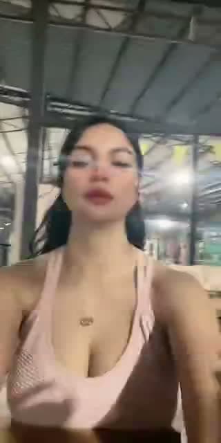 @mek_shasha15 TikTok live stream