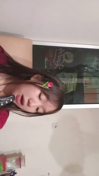 @vhrhlyn TikTok live stream