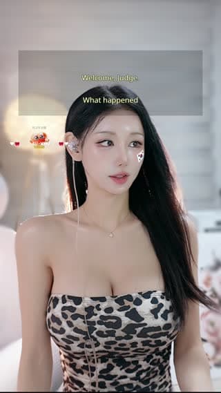 TikTok live: 회장님 없는 방.. ㅜㅜ by @candyseul