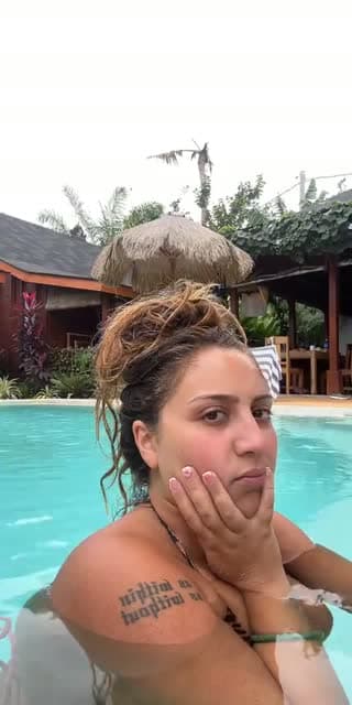 @farahlove111 TikTok live stream