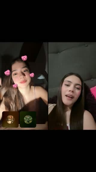 TikTok live: Batallas y chisme👀🖤 by @khaleesi.sd