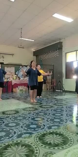 ตอนนี้ลองแต่งหน้าแบบโบราณ
