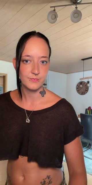 @lunabeeofficial1 TikTok live from 2026-06-19