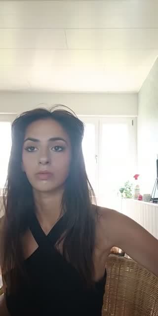 @andrea_77120l TikTok live stream