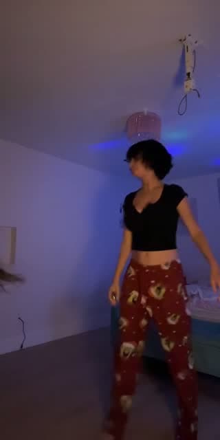 @gtb._jess TikTok live