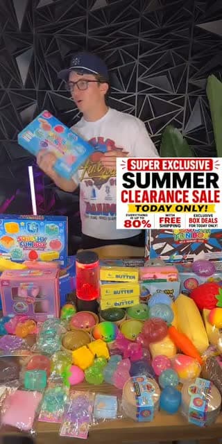 TikTok live: Squishy Live by @rymoshops