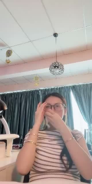 @avvyscawillibord TikTok live stream