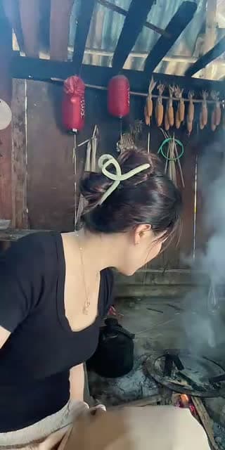 @huong_linh97 TikTok live stream