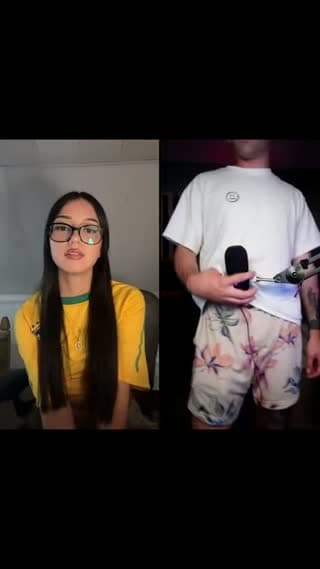 TikTok live: Holii👋 by @stefanyy01